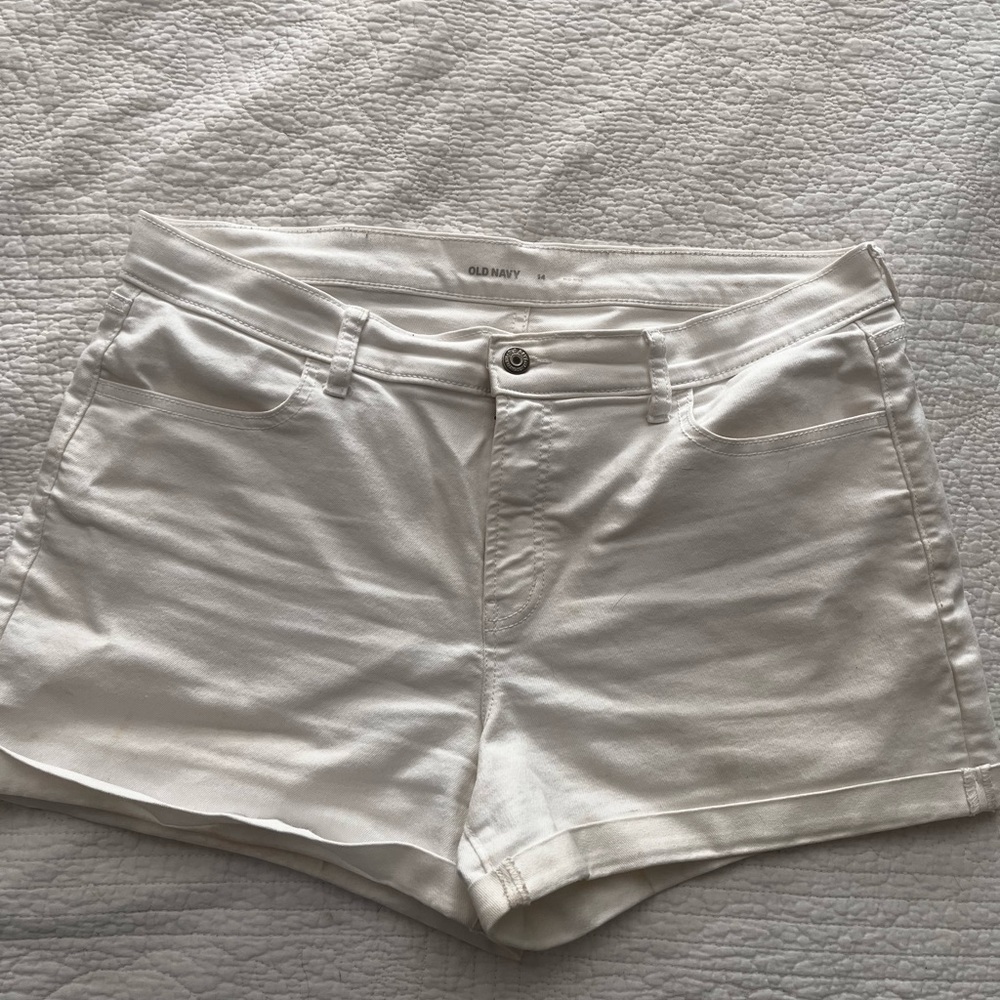 White Denim Mid Rise Old Navy Shorts